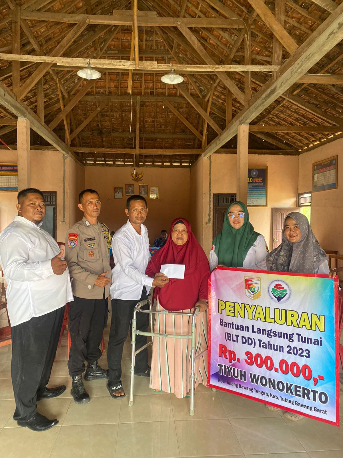 Tiyuh Wonokerto Salurkan Bantuan Langsung Tunai (BLT) Tahun 2023 