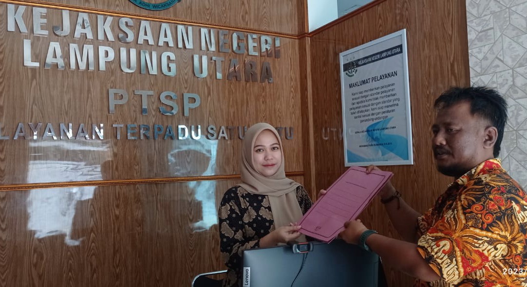 Bantu APH, FORSAL Laporkan Bukti Penyimpangan Pembangunan GSG ke Kejaksaan Kotabumi