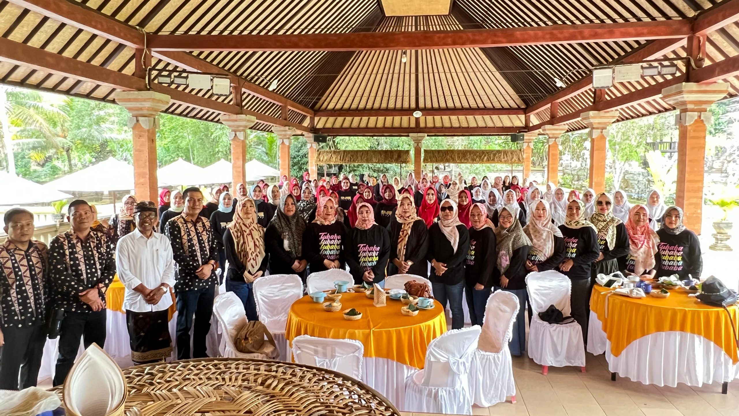 Tingkatkan Kapasitas, Pj.Ketua dan TP-PKK se-Tubaba kunjungi Desa Terbersih di Dunia. 