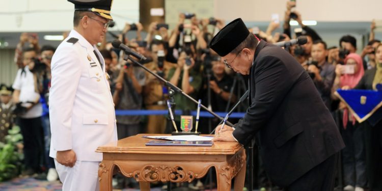 Aswarodi Dilantik Gubernur Lampung Untuk Menjadi PJ Bupati Lampung Utara