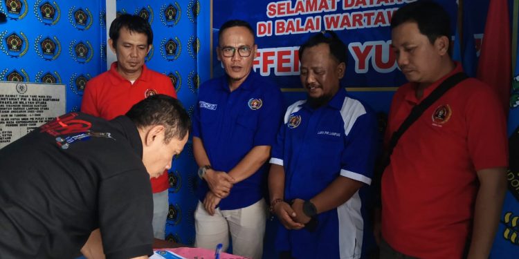 Netral di Pilkada PWI Lampura Tandatangani Pakta Integritas