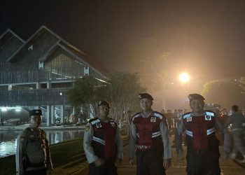 Polres Tulang Bawang Barat Gelar Patroli Black Out Akibat Pemadaman Listrik