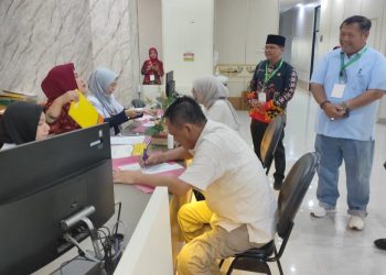 Calon Bupati dan Wakil Bupati Way Kanan, Jalani Tes Kesehatan di RSUD Abdul Moeloek 