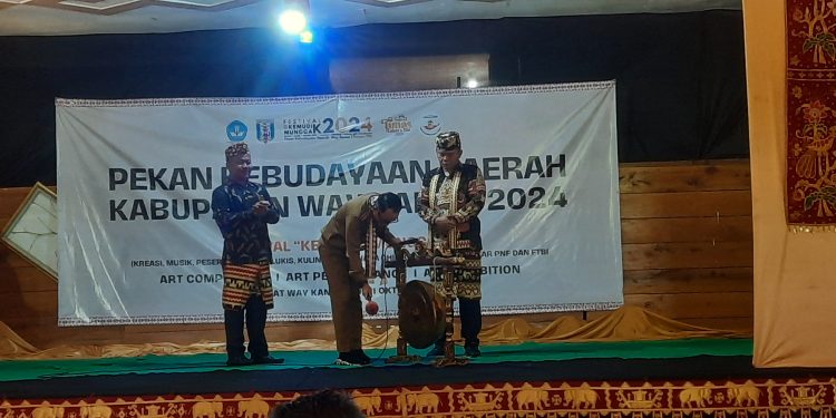 Adipati Buka Pekan Kebudayaan Daerah Kabupaten Way Kanan Tahun 2024