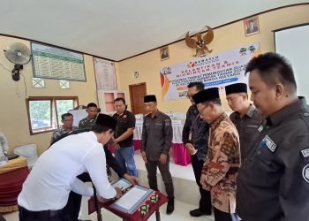 Sebanyak 50 PTPS Dilantik Panwascam Bunga Mayang
