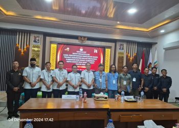 Hasil Rekapitulasi KPU Way Kanan Tetapkan 53,50 Persen Kemenangan Ali Rahman-Ayu Asalasiyah, Sedangkan Resmen Kadapi-Cik Raden 46,50 Persen