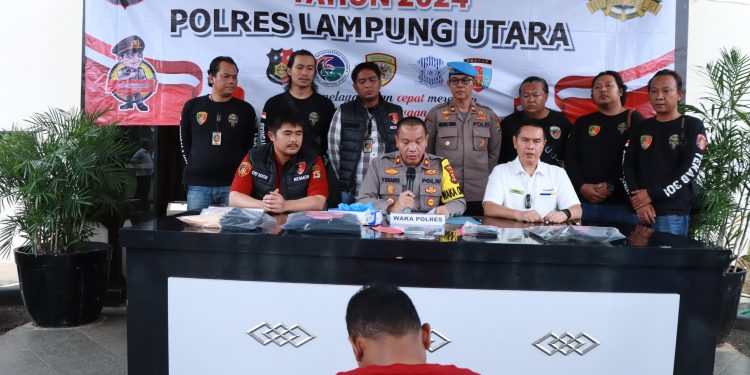 Sakit Hati Karna Di Pecat, (ARH) Bakar Kantor Pajak Kotabumi