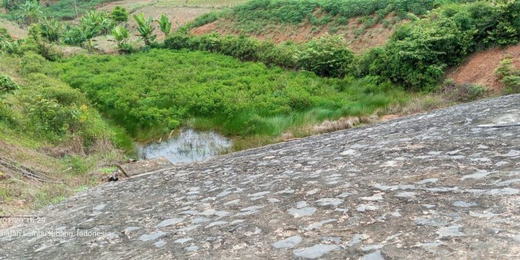 Pemberi tanah untuk pembuatan Embung merasa kecewa, karena embungnya belum bisa dipergunakan warga.