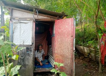 Rumah warisan dijual sang ayunda, dua adik terdampar dipinggir sawah.