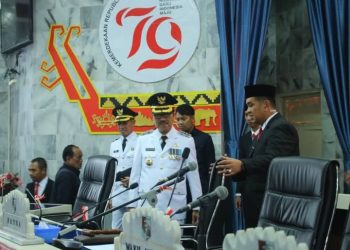 Bupati dan Wabup Lampura Sampaikan Pidato Visi Misi dalam Rapat Paripurna DPRD