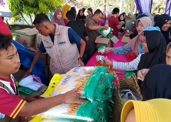 Pemkab Way Kanan Gelar Pangan Murah di Bulan Ramadan, Langsung Diserbu Warga Sampai Habi