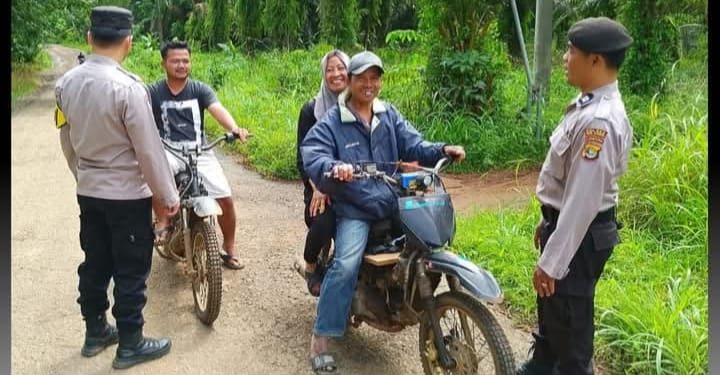Cegah Kejahatan Polsek Rebang Tangkas Melakukan Patroli Hunting di Gunung Sari