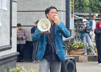NAMA PROVINSI LAMPUNG DIPERTARUHKAN : BEM UNILA MENDESAK KEJAKSAAN AGUNG USUT TUNTAS KASUS SUAP MENYUAP YANG MELIBATKAN SUGAR GROUP COMPANY