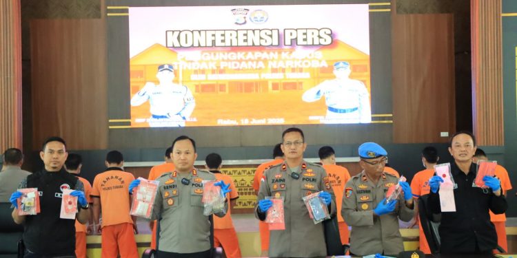 Konferensi Pers, Paparkan Keberhasilan Pengungkapan Kasus Tindak Pidana Narkoba, resedipis terjerat lagi