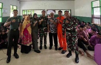 Skuadron 12/AJY Edukasi Wawasan Kebangsaan di SMAN 1 Way Tuba