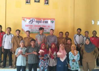 Pemerintah Tiyuh Terang Makmur Salurkan BLT-DD untuk 12 Keluarga Penerima Manfaat.