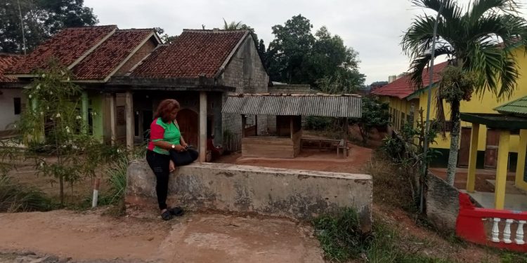 Tanggul Irigasi Disulap Jadi Rumah Pribadi: Bangunan Liar Menjamur.