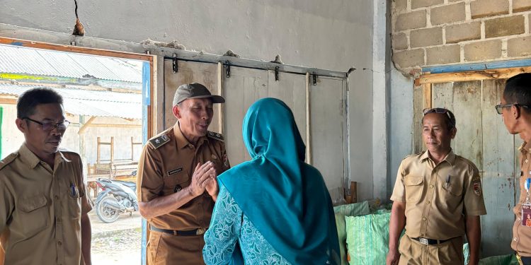 Ketua TP PKK Kabupaten Tubaba kunjungi Tiyuh Karta Raharja