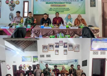 Kepalo Tiyuh Karta Raya Ana Mardiana,S.E Umumkan Hasil Seleksi Aparatur Tiyuh.