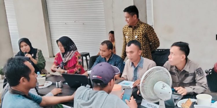 JENIPER Jemput Bola Layani Perizinan di Empat Pasar Kabupaten Tubaba