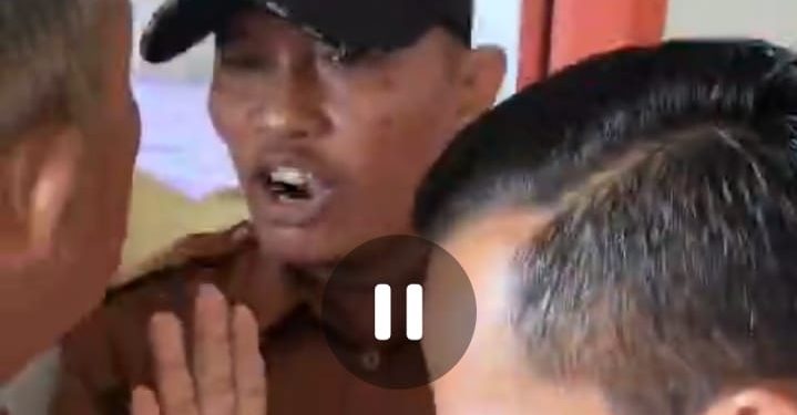 Viral di WhatsApp, Kepalo Tiyuh Terekam Emosi saat Warga Urus Surat Usaha
